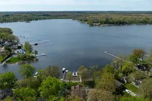 5256 Edgelake Dr, Pinckney, MI 48169 - Photo 71