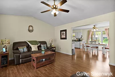 401 Kingwood Drive, Holland, MI 49424 - Photo 9