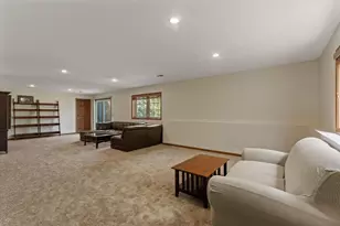 27100 Deerfield Ln, Edwardsburg, MI 49112 - Photo 29