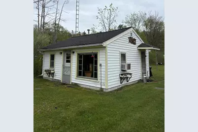 1196 Lakeview Drive, Brooklyn, MI 49230 - Photo 1