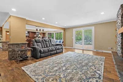 113 Whisperwood Lane, Battle Creek, MI 49015 - Photo 13