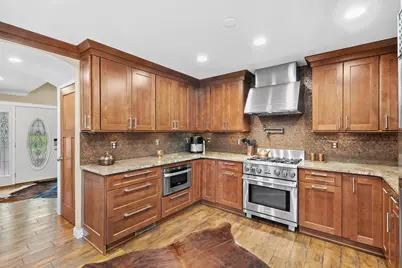113 Whisperwood Lane, Battle Creek, MI 49015 - Photo 9
