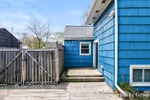 2390 Greenwood St, Muskegon, MI 49441 - Photo 41