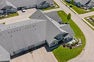 195 Janes View Dr, Holland, MI 49424 - Photo 69