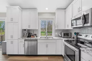 1946 Cygnet Dr, Otsego, MI 49078 - Photo 13