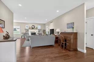 10037 Whitetail Ln, Jackson, MI 49201 - Photo 11