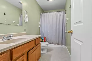70 Superior St, Hillsdale, MI 49242 - Photo 15
