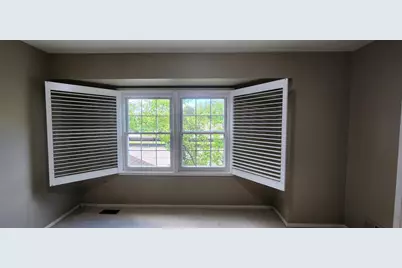 24264 Bashian Drive, Novi, MI 48375 - Photo 9