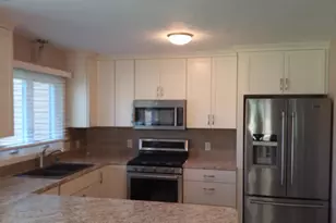 3261 Calvin Ct SW, Grandville, MI 49418 - Photo 13