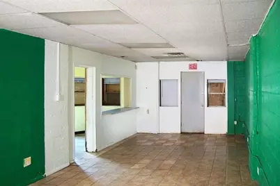 500 Page Avenue, Jackson, MI 49203 - Photo 9