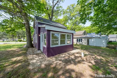 2696 Cottage Drive, Orleans, MI 48865 - Photo 15