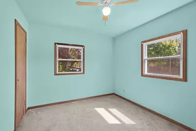 973 Valley Avenue NW, Grand Rapids, MI 49504 - Photo 9