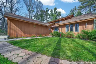 848 Scenic Dr, Muskegon, MI 49445 - Photo 11