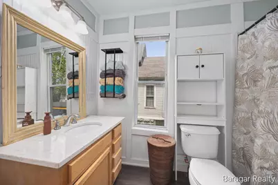 1100 Lincoln Avenue NW, Grand Rapids, MI 49504 - Photo 11