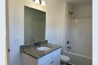709 Lansing Avenue, Jackson, MI 49202 - Photo 13