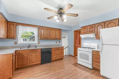 1896 Chestnut Street, Holt, MI 48842 - Photo 19
