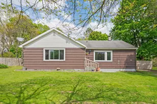 806 Enterprise St, Buchanan, MI 49107 - Photo 1