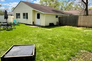817 Market St, Sturgis, MI 49091 - Photo 5