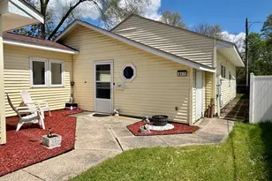 817 Market St, Sturgis, MI 49091 - Photo 3