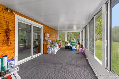 2784 Hillcrest Drive, Ionia, MI 48846 - Photo 11