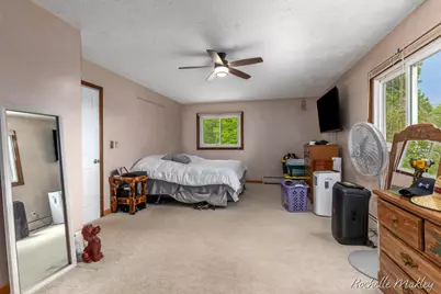 2784 Hillcrest Drive, Ionia, MI 48846 - Photo 13