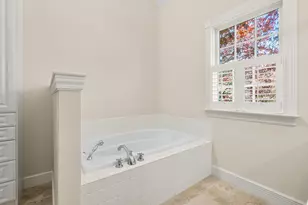 449 S Skyview Dr, Kalamazoo, MI 49009 - Photo 25