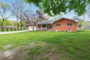 26414 Redfield St, Edwardsburg, MI 49112 - Photo 3