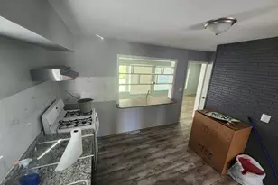 933 S 17th St, Saginaw, MI 48601 - Photo 5