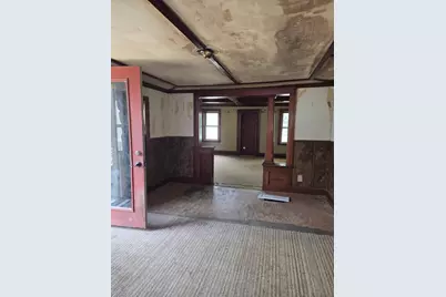 211 S Pine Street, Sheridan, MI 48884 - Photo 5