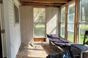 211 S Pine St, Sheridan, MI 48884 - Photo 9