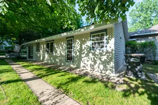 140 Webster Ave, South Haven, MI 49090 - Photo 23
