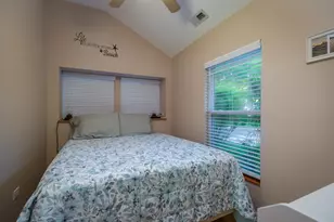 140 Webster Ave, South Haven, MI 49090 - Photo 17