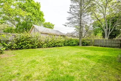 991 Ogden Avenue, Benton Harbor, MI 49022 - Photo 3