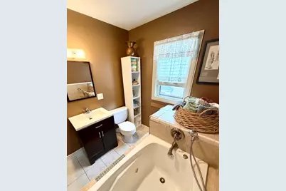 537 W Main Street, Fennville, MI 49408 - Photo 33