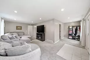 157 N Dettman Rd, Jackson, MI 49202 - Photo 5