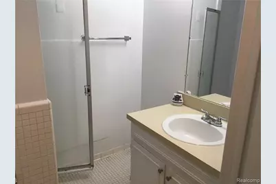 444 N Fox Hills Drive N #3, Bloomfield Hills, MI 48304 - Photo 13