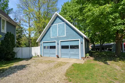 215 N Cedar Street, Allegan, MI 49010 - Photo 29