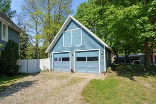 215 N Cedar St, Allegan, MI 49010 - Photo 29