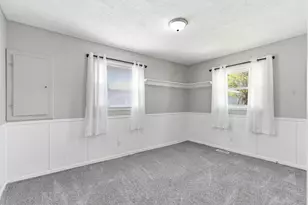 5848 Grassmere St, Portage, MI 49024 - Photo 15