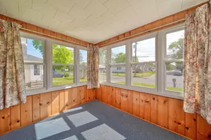 800 Fairyland Ave, Jackson, MI 49202 - Photo 5