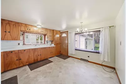 800 Fairyland Avenue, Jackson, MI 49202 - Photo 11