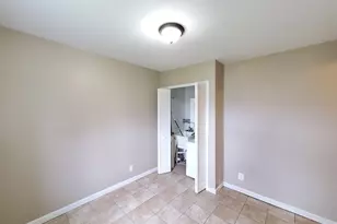 1251 E Kalama, Madison Heights, MI 48071 - Photo 11