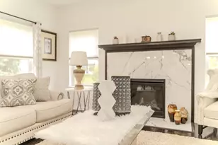 1360 Fairlane Dr, Ann Arbor, MI 48104 - Photo 37
