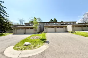 620 Watersedge Dr, Ann Arbor, MI 48105 - Photo 41