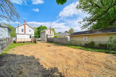 428 Bates Street, Jackson, MI 49202 - Photo 35