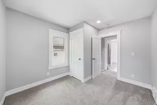 428 Bates St, Jackson, MI 49202 - Photo 19