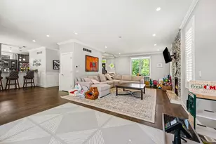 2928 Vinsetta Blvd, Royal Oak, MI 48073 - Photo 9