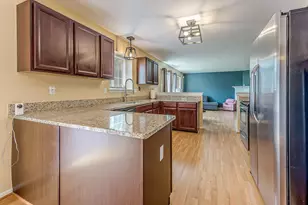 8876 Tamarack Ln, Ypsilanti, MI 48197 - Photo 9