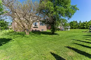 6960 Norway Dr, Troy, MI 48085 - Photo 7