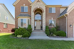 6960 Norway Dr, Troy, MI 48085 - Photo 17